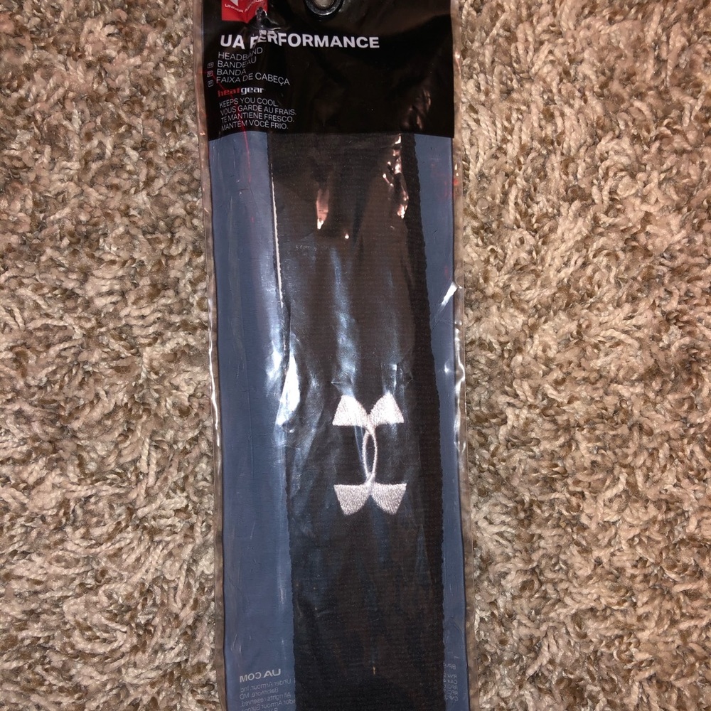UA headband
